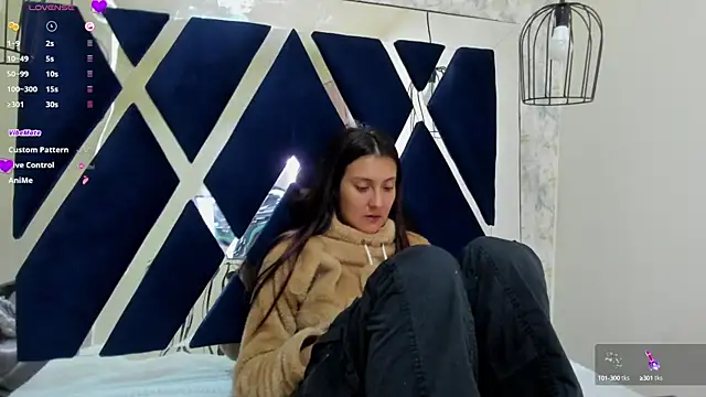 Snapshot of _alaia_collway_ chatting on December 27, 12:12 pm alaia collway online show from December 27, 12:12 pm