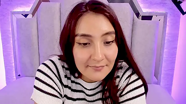 Snapshot of _alaia_collway_ chatting on February 17, 3:53 pm alaia collway online show from February 17, 3:53 pm