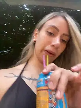 loira messi online show from January 24, 10:08 pm