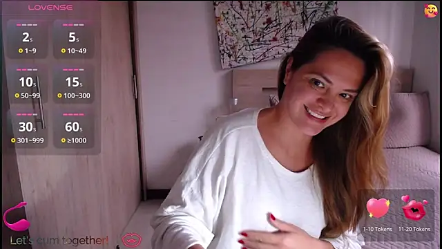 ParisW online show from February 2, 9:57 pm