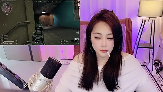 Daisy-77 online show from July 10, 2:19 pm