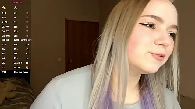 ZaraCreedon online show from February 7, 7:06 pm