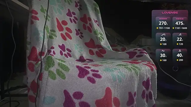 AXEL AG5 online show from April 13, 1:05 pm