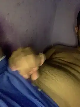 Snapshot of Sexy_king4 chatting on September 15, 12:10 am Sexy king4 online show from September 15, 12:10 am