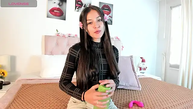Snapshot of _Abby_23_ chatting on December 15, 5:10 pm Abby 23 online show from December 15, 5:10 pm
