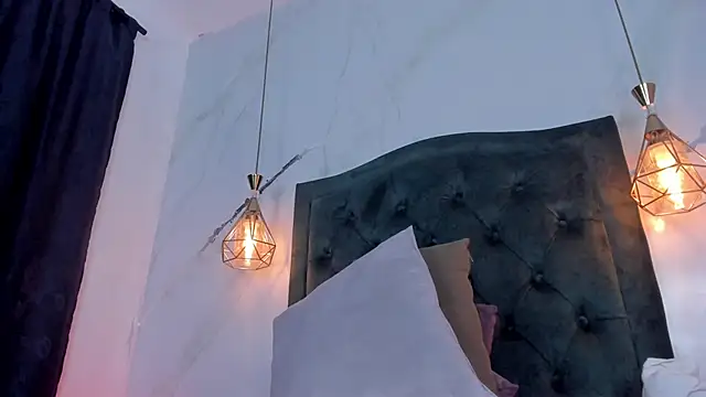 annyvans online show from December 16, 9:53 pm