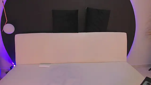 Ada Monroe10 online show from March 16, 1:59 pm