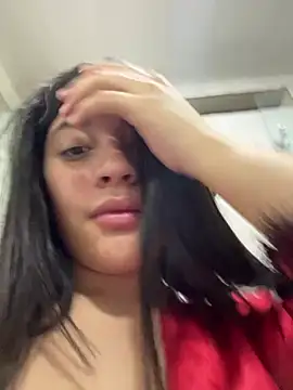 RileySkye online show from August 6, 4:14 am