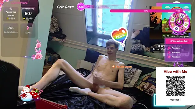 Snapshot of Doggyray44 chatting on June 13, 8:56 am Doggyray44 online show from June 13, 8:56 am