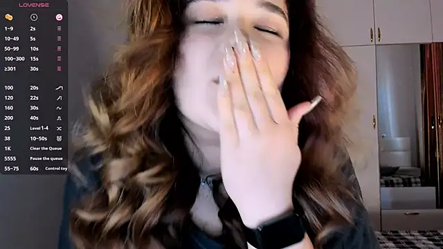 July Slowdive online show from January 28, 11:17 am