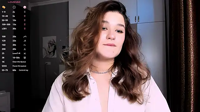 July Slowdive online show from March 13, 2:12 pm