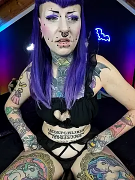 Snapshot of Purple_Coffin666 chatting on March 3, 6:55 pm Purple Coffin666 online show from March 3, 6:55 pm