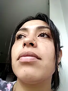 Aisha 09 online show from May 13, 2:58 pm
