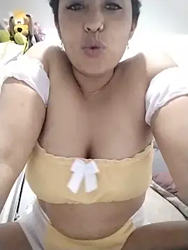 Aisha 09 online show from May 26, 5:42 pm