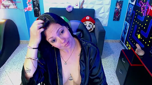 FelinaJohnson online show from March 4, 11:32 pm