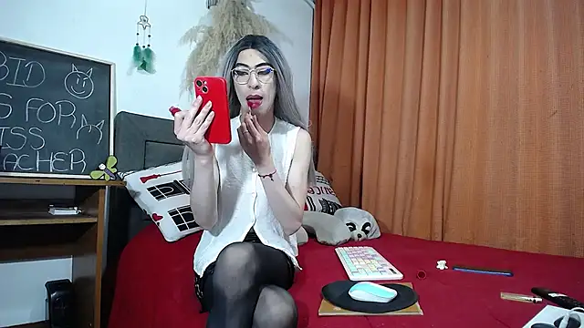 Snapshot of DOMINANT_TEACHER_KAROL chatting on January 9, 12:46 am DOMINANT TEACHER KAROL online show from January 9, 12:46 am