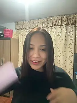 Snapshot of kittyfresita chatting on January 17, 5:00 am kittyfresita online show from January 17, 5:00 am