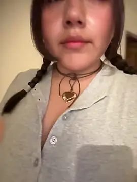 kittyfresita online show from February 8, 2:04 am