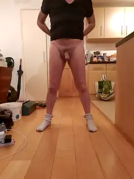 Snapshot of davidpr321 chatting on November 1, 3:47 pm davidpr321 online show from November 1, 3:47 pm