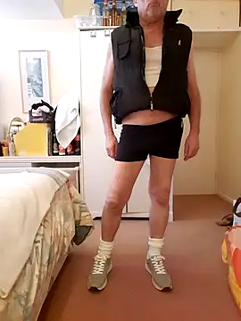 Snapshot of davidpr321 chatting on November 21, 10:14 am davidpr321 online show from November 21, 10:14 am