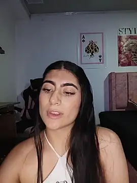 Snapshot of miakhalifaaa_ chatting on June 3, 10:37 pm miakhalifaaa online show from June 3, 10:37 pm