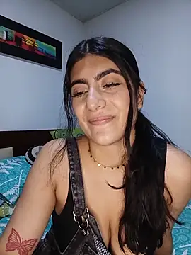 Snapshot of miakhalifaaa_ chatting on June 17, 12:35 am miakhalifaaa online show from June 17, 12:35 am