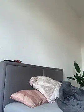 Snapshot of MiguelRausch chatting on January 14, 2:22 pm MiguelRausch online show from January 14, 2:22 pm