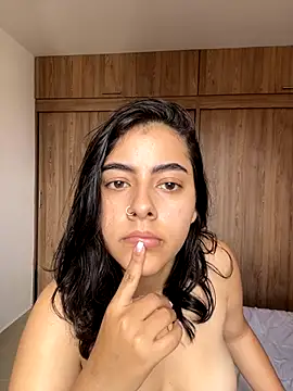 DakotaShelby online show from December 3, 7:00 pm