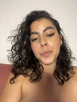 Snapshot of DakotaShelby chatting on December 21, 1:04 am DakotaShelby online show from December 21, 1:04 am