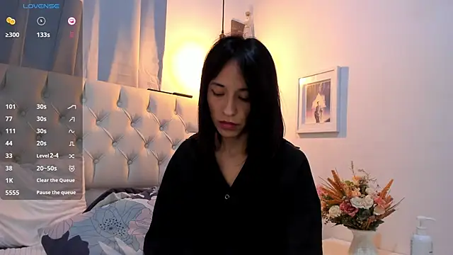 Snapshot of savagequeenbee7 chatting on January 15, 2:35 pm savagequeenbee7 online show from January 15, 2:35 pm