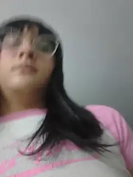 Kiitygirl online show from June 30, 2:23 am