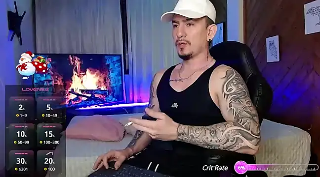 Snapshot of steventeylor chatting on December 25, 1:31 am steventeylor online show from December 25, 1:31 am