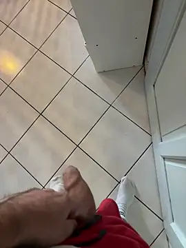 Snapshot of mj23641 chatting on November 3, 6:47 am mj23641 online show from November 3, 6:47 am