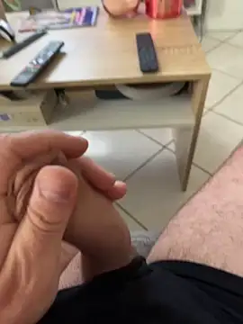 Snapshot of mj23641 chatting on November 14, 10:25 am mj23641 online show from November 14, 10:25 am