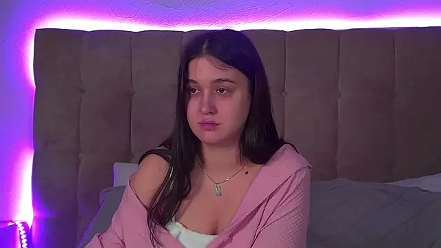 ChristinaMilton online show from November 20, 6:18 pm