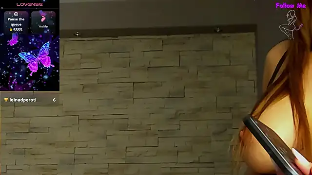 VictoriaMazze online show from January 8, 3:31 am