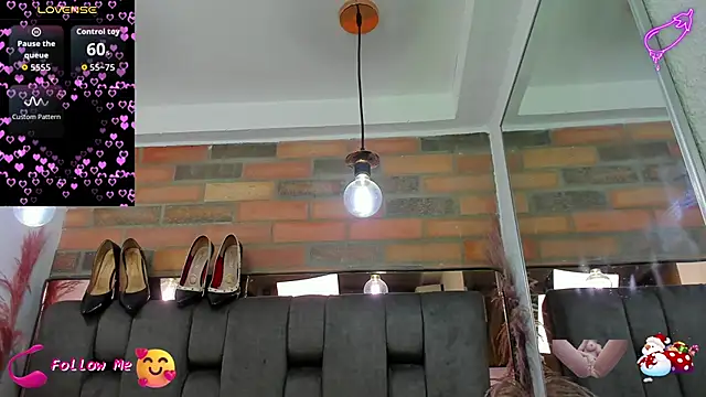 JESSYCORTES online show from November 22, 2:49 pm