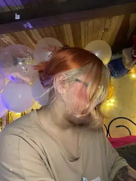 SophiaWeestt99 online show from March 23, 3:43 am