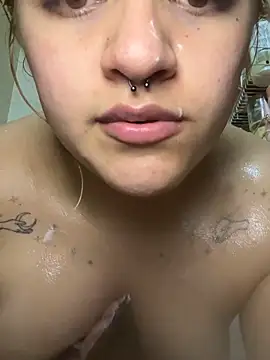 SophiaWeestt99 online show from April 13, 6:41 am