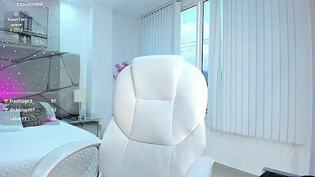 Shantaall  online show from December 2, 5:41 pm