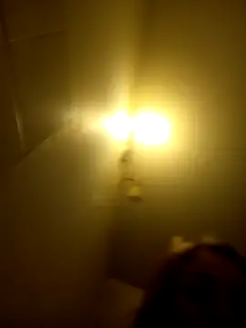 Snapshot of ElektrikFrancaise chatting on November 17, 6:46 pm ElektrikFrancaise online show from November 17, 6:46 pm