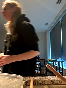 Snapshot of M1ssyk1ssy chatting on November 12, 10:30 pm M1ssyk1ssy online show from November 12, 10:30 pm