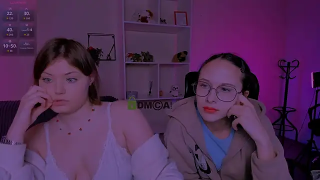 Snapshot of nikole_kitt chatting on October 12, 6:51 pm nikole kitt online show from October 12, 6:51 pm