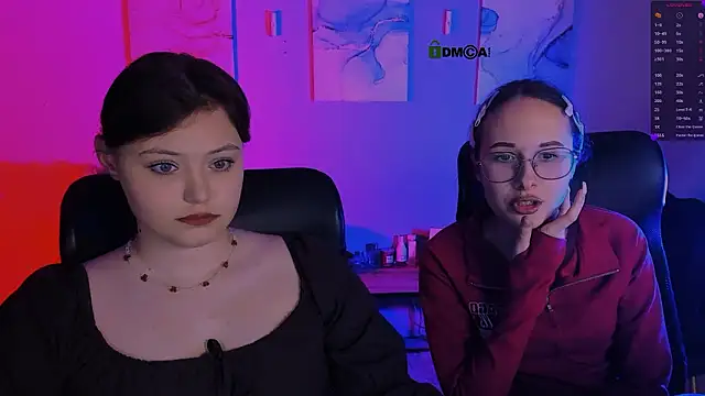 nikole kitt online show from February 4, 8:25 pm