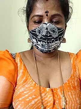 Snapshot of gaurika18 chatting on April 27, 6:33 am gaurika18 online show from April 27, 6:33 am