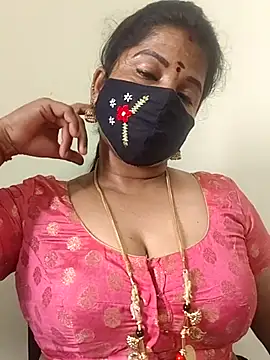 Snapshot of gaurika18 chatting on May 4, 7:59 am gaurika18 online show from May 4, 7:59 am