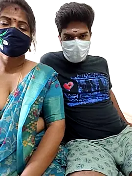 Snapshot of gaurika18 chatting on June 16, 5:32 am gaurika18 online show from June 16, 5:32 am