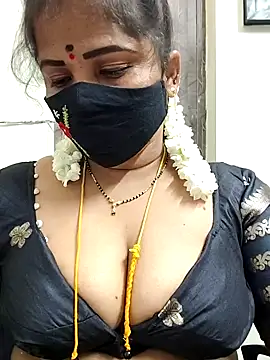 gaurika18 online show from June 22, 4:48 pm