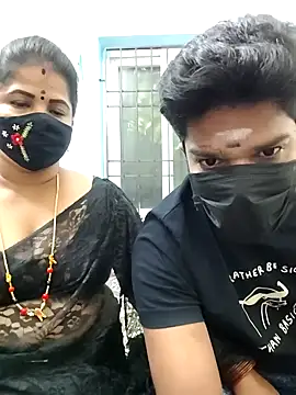gaurika18 online show from July 28, 3:43 pm