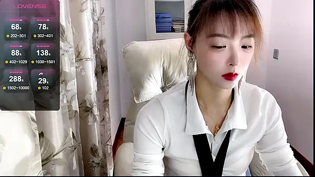 Snapshot of NINIbaby-99 chatting on January 8, 10:15 am NINIbaby-99 online show from January 8, 10:15 am